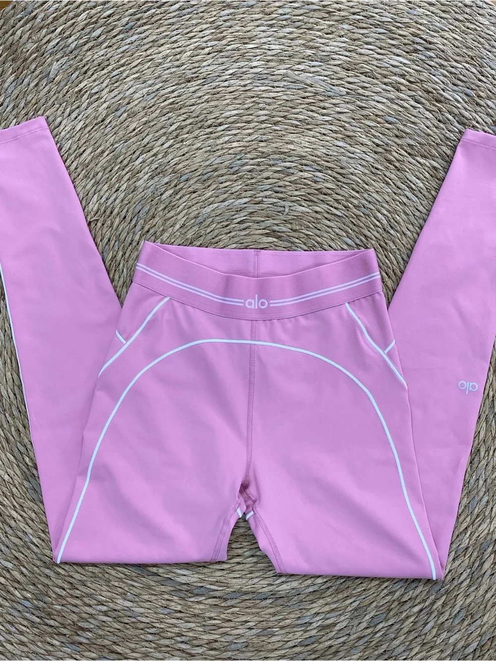 Alo Pink Seam Detail Sports Bra & Legging Set - Picture 6 of 10
